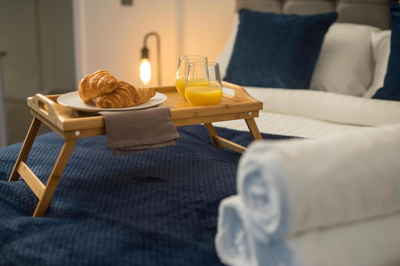 Luxury King Bed Apartment & Free Parking Кембридж Экстерьер фото