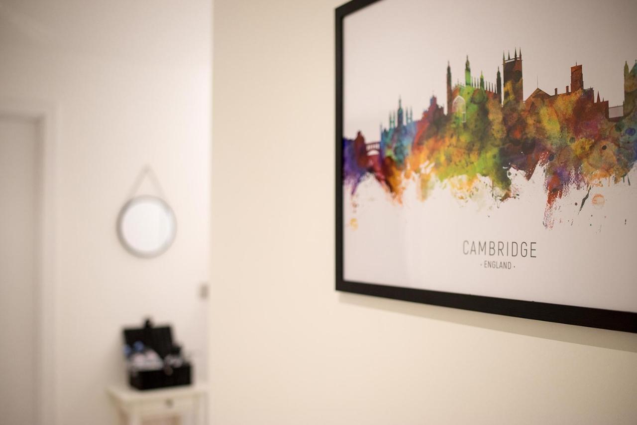 Luxury King Bed Apartment & Free Parking Кембридж Экстерьер фото